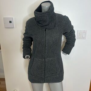 Bench Dark Gray Women's Cozy Sherpa zip up sweater ❤️M